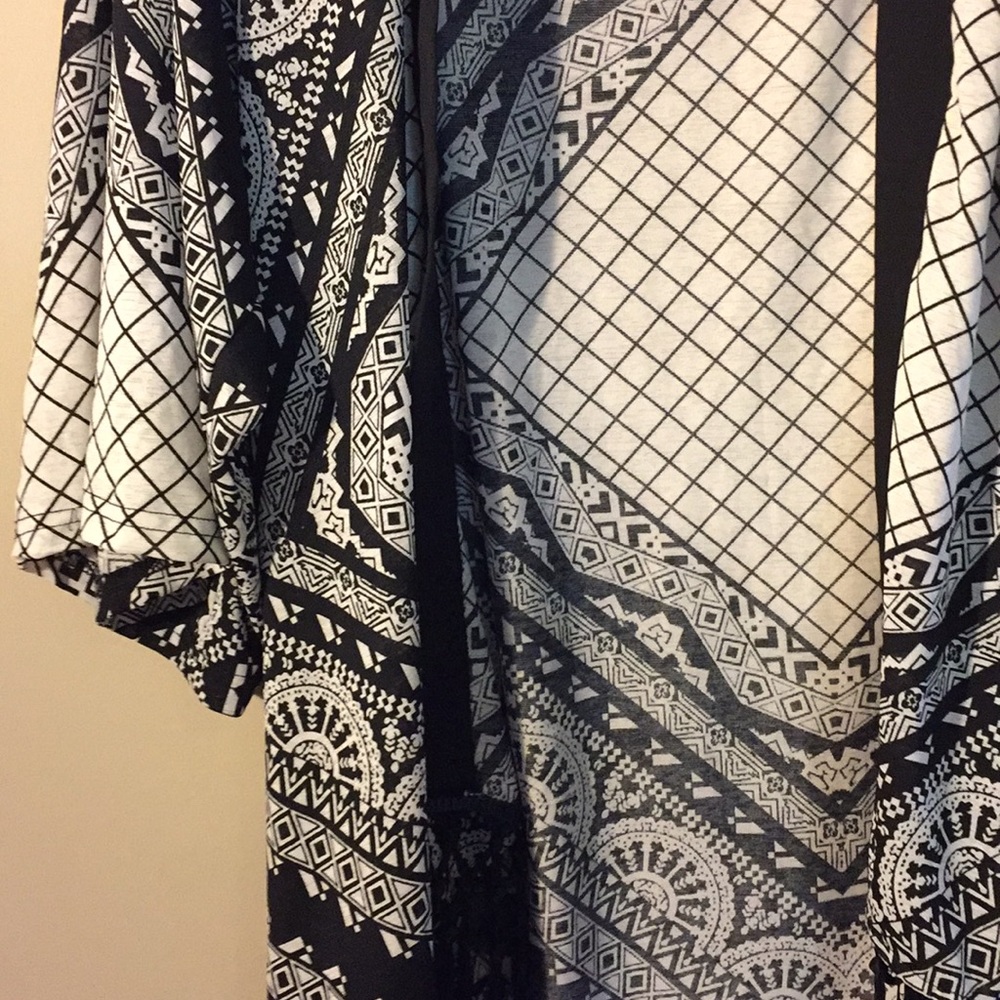 Cardigan - Picture 2 of 3